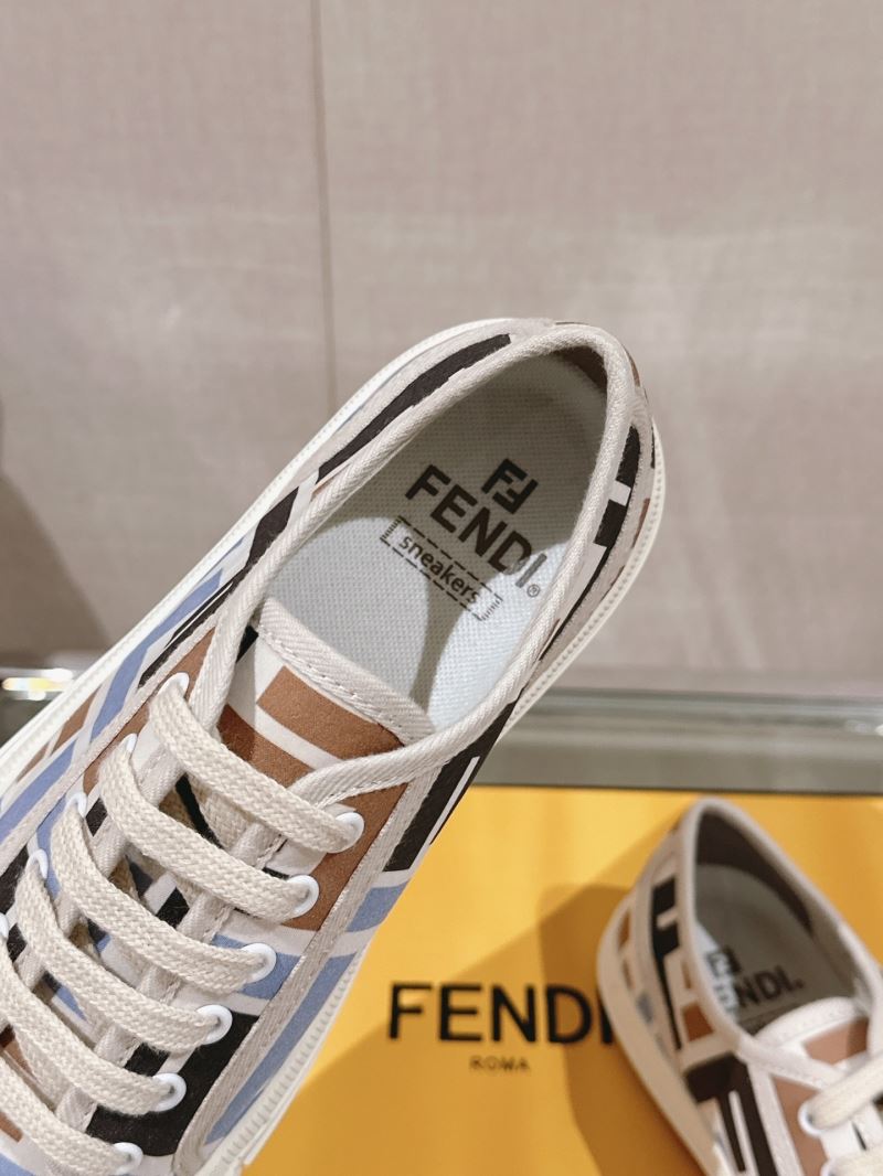 Fendi Low Shoes